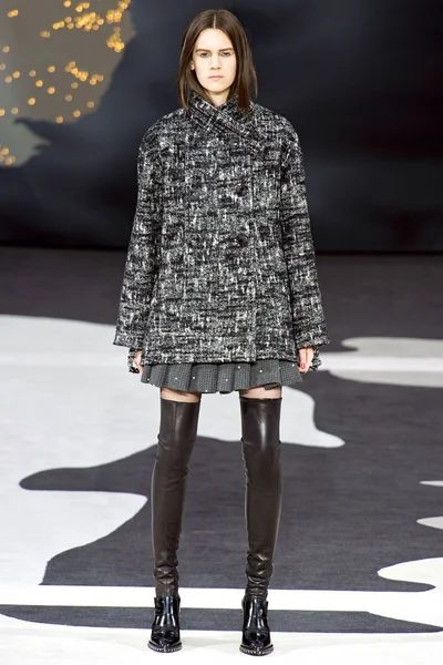 Look 5
